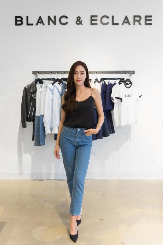 Cái giá cho sự phản bội của con cưng showbiz: Concert trống huơ trống hoác, phá sản bị khách hàng đòi nợ- Ảnh 4.