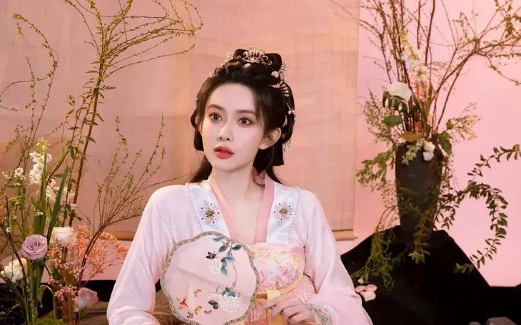 Đôi mắt size XXL của 1 mỹ nhân đang viral khắp cõi mạng: Tưởng chỉ truyện tranh mới có, đúng chuẩn độc nhất vô nhị- Ảnh 3.