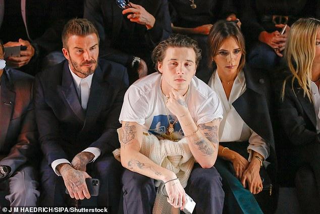 Đêm Giao thừa, David Beckham nghẹn ngào nhắn nhủ con trai cả đang xa cách: 
