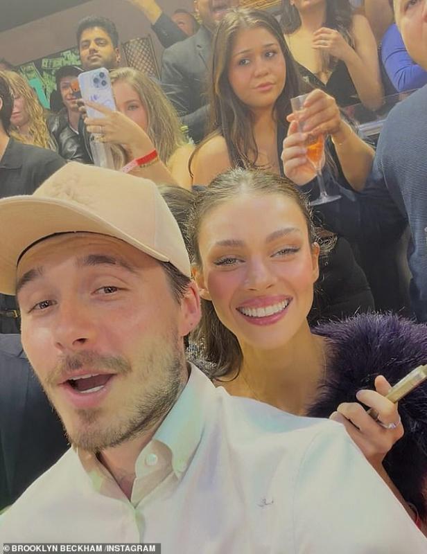 Con cả tuyên bố cắt đứt quan hệ với David Beckham và Victoria, nàng dâu phải khoá bình luận vì 