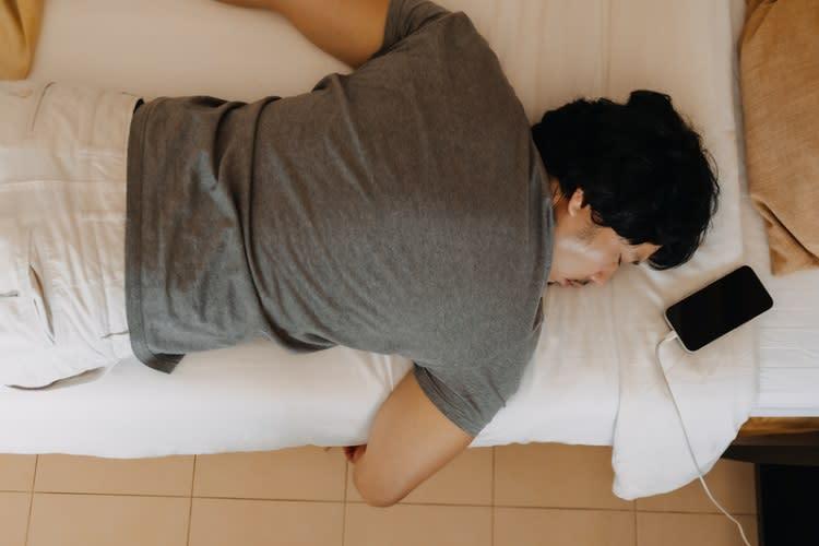 Sau tuổi 40, vì sao nhiều nam giới bỗng nhiên hay mệt mỏi, dễ cáu gắt? Biết lý do nhiều anh còn cảm thấy ngại- Ảnh 2.
