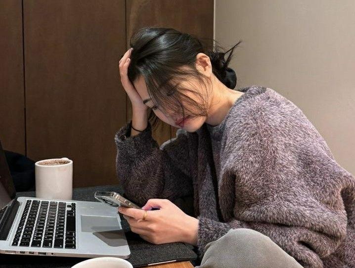 Ngày càng có nhiều người chết vì ung thư bàng quang? Bác sĩ nhắc: "Lười như hủi" cũng đừng LƯỜI 4 việc- Ảnh 2.