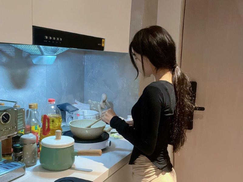 Chợ Việt quanh năm đều sẵn loại rau là "nữ hoàng protein" trong giới thực vật, vài nghìn cả túi nhưng "tim yêu, mỡ sợ"- Ảnh 3.