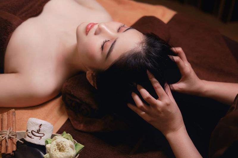 Mùa đông cứ làm 4 việc này, đừng hỏi sao mãi không hết gàu, còn làm tóc yếu và rụng nhiều hơn rõ, dùng thuốc xịn cũng chẳng bớt- Ảnh 2.