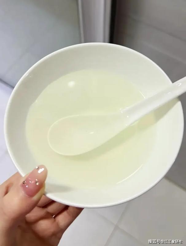 Tôi không ngờ: Ăn món rẻ tiền này mỗi ngày, đờm trong phổi được "dọn sạch", cổ họng thông thoáng, người lớn trẻ nhỏ đều dùng được- Ảnh 3.