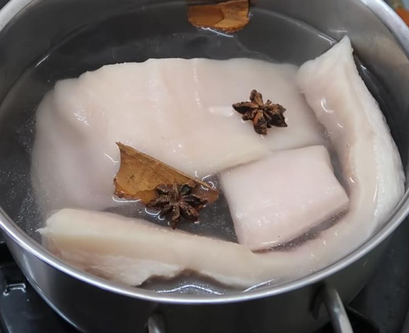4 loại "bột" màu trắng ăn nhiều PHÁ HOẠI  mạch máu nhanh hơn cả thịt mỡ, toàn món "vạn người mê"- Ảnh 1.