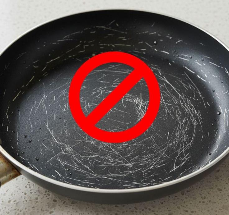 Kiểm tra nhà bếp và phòng tắm ngay! 10 thứ phải VỨT BỎ ngay cả khi chưa hỏng vì dễ chứa độc tố, vi khuẩn- Ảnh 2.