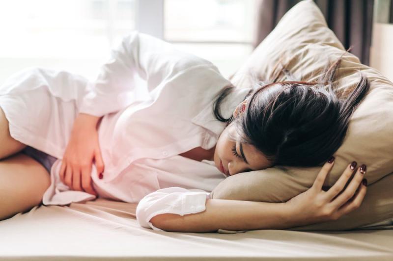 Nữ sinh viên 20 tuổi buộc phải cắt bỏ tử cung để "cứu mạng", bác sĩ nhắc: 5 dấu hiệu ung thư đang lớn- Ảnh 2. Nữ sinh viên 20 tuổi buộc phải cắt bỏ tử cung để "cứu mạng", bác sĩ nhắc: 5 dấu hiệu ung thư đang lớn- Ảnh 2.