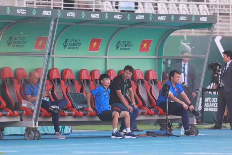 U23 Việt Nam toàn thắng, truyền thông Đông Nam Á ngả mũ trước "phép thuật" của HLV Kim Sang-sik- Ảnh 2.