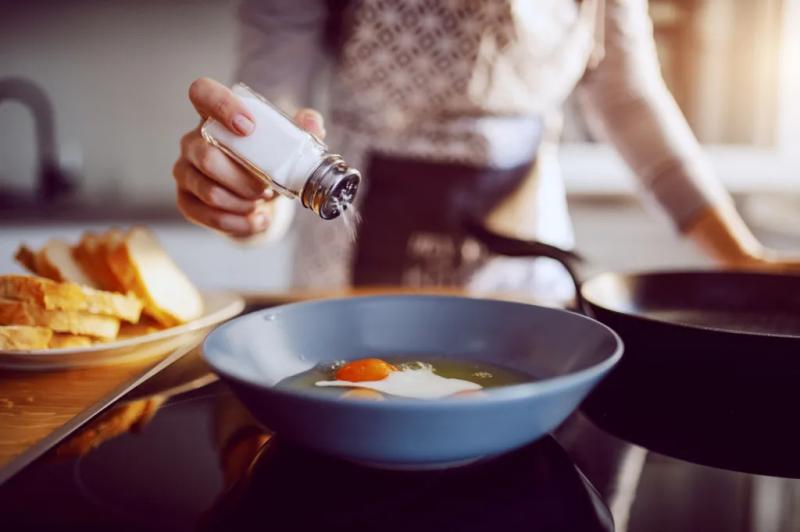 Ngày càng có nhiều người chết vì ung thư tuyến giáp? Bác sĩ cảnh báo: Có 5 thứ tránh được càng xa thì càng tốt!- Ảnh 5.
