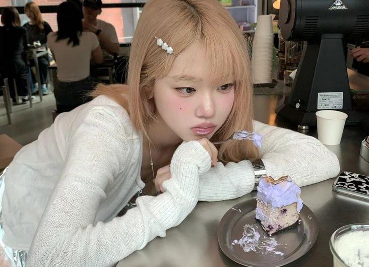 Ngày càng có nhiều người chết vì ung thư buồng trứng? Bác sĩ cảnh báo: 6 món này mê mấy cũng ĂN ÍT LẠI- Ảnh 3.