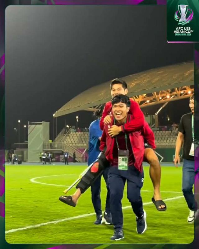 Hiểu Minh U23 Việt Nam xúc động kể lại chấn thương ám ảnh nhất sự nghiệp: 