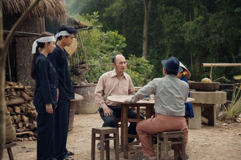 Cặp sao Việt quá đẹp đôi nhưng không ai dám đẩy thuyền, nhà trai "đánh dấu chủ quyền" mà dân tình rén giùm- Ảnh 5.