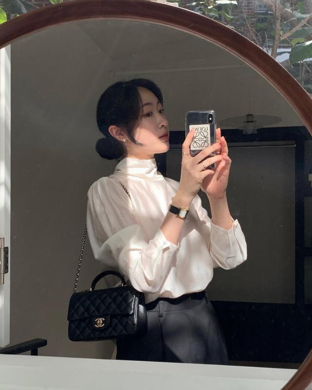 Mặc 5 kiểu trang phục này, chị em cứ búi tóc là đẹp nhất- Ảnh 3.