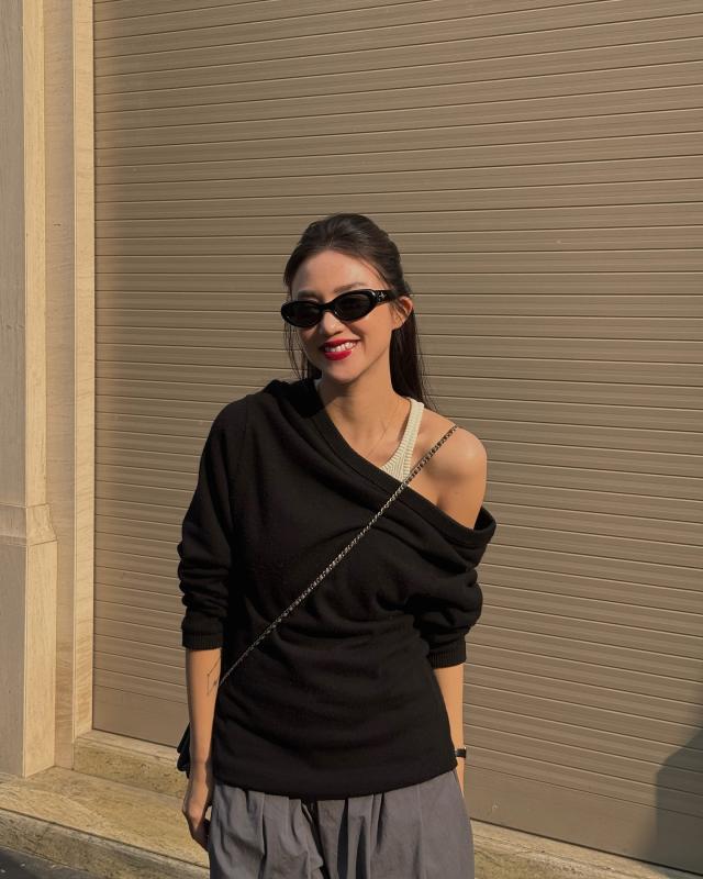Hot mom Việt là 