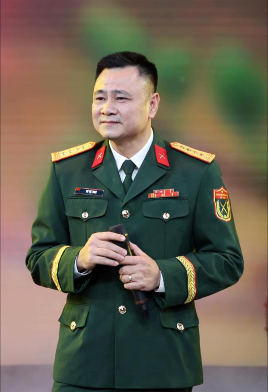 Việt Nam có Giám đốc Nhà hát vừa bảo vệ thành công luận án Tiến sĩ, chạy show Bắc - Nam cả nước biết tên- Ảnh 3.