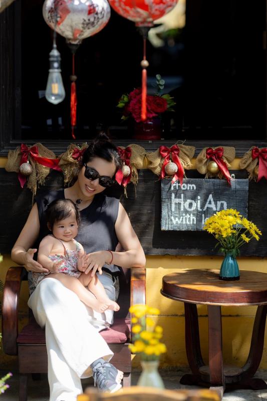 Hoàng My một mình nuôi con- Ảnh 11.