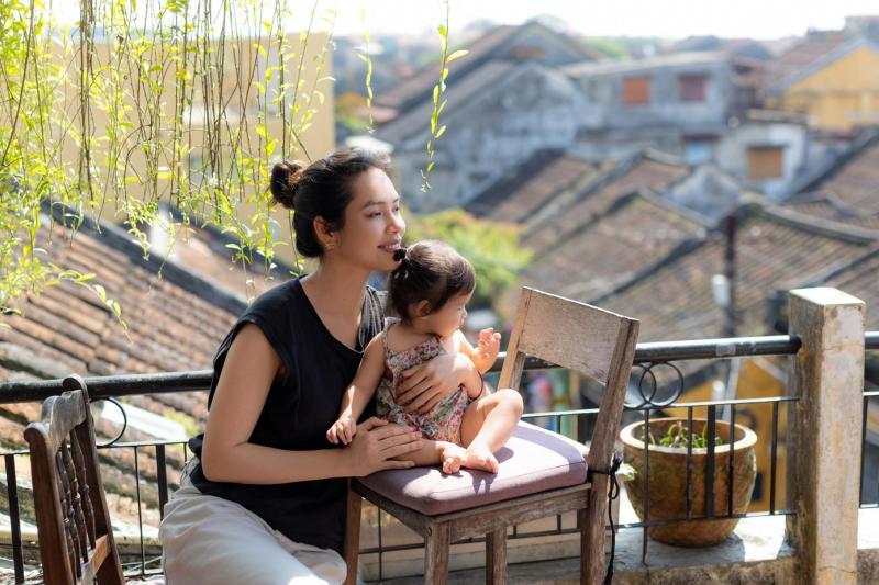 Hoàng My một mình nuôi con- Ảnh 5.