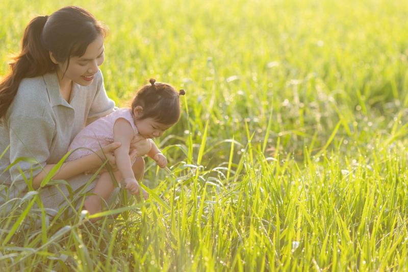 Hoàng My một mình nuôi con- Ảnh 6.
