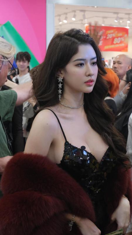 Quá khứ không ngờ của Quyên Qui- Ảnh 4.