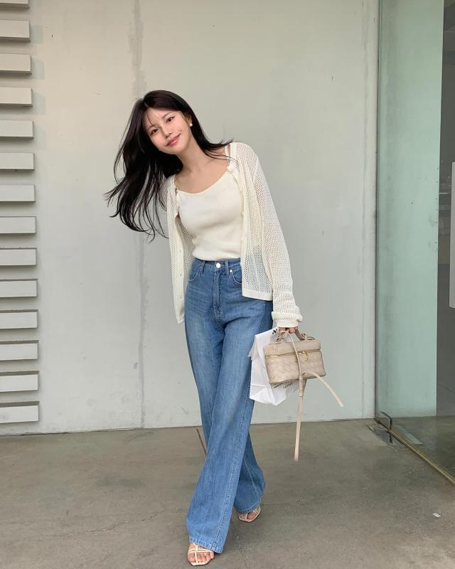 4 xu hướng đồ denim sẽ lên ngôi trong mùa xuân 2026, có hết thì mặc đẹp quá đơn giản- Ảnh 7.