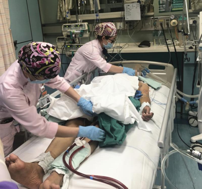 Ngã quỵ trong tiệc công ty cuối năm, người đàn ông trở thành người thực vật vì coi thường 1 thứ- Ảnh 1.