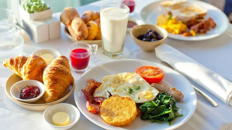 Sai lầm nhiều người mắc khi mỡ máu cao: Chỉ chăm chăm ăn yến mạch, trong khi 3 bữa sáng này mới thực sự hiệu quả- Ảnh 1.
