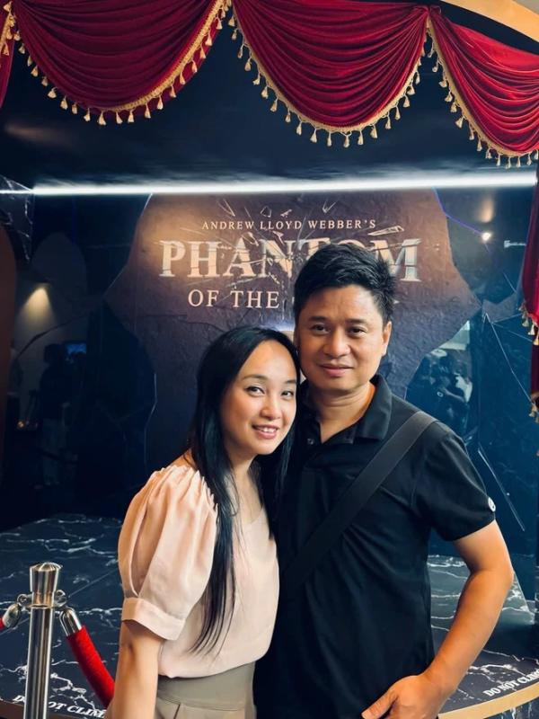 Việt Nam có cặp vợ chồng quyền lực đều là Giám đốc nhà hát: Tỏ tình bằng 80 bức thư, được phong tặng NSND cùng lúc- Ảnh 2.