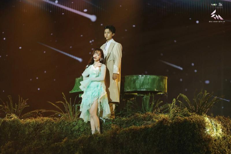 Nhạc sĩ Việt “bỏ túi” 4 tỷ tiền tác quyền: Có sản phẩm vươn tầm quốc tế, cứ ra nhạc là hot MXH xứ Trung?- Ảnh 5.