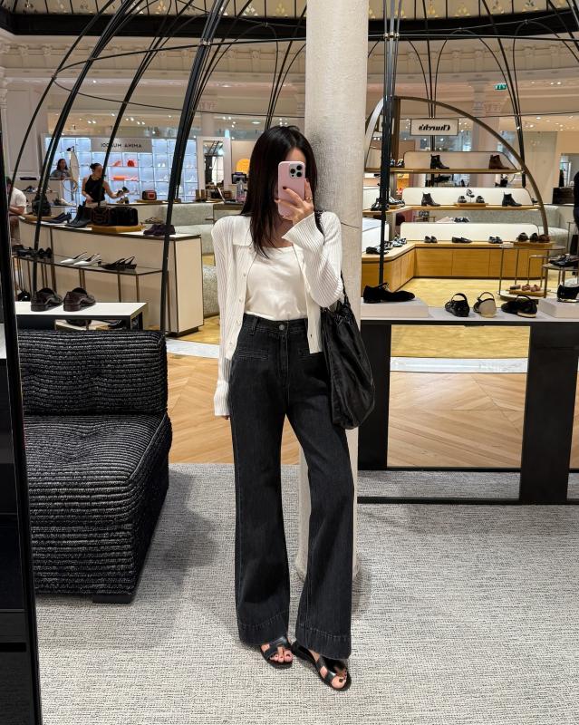 Phụ nữ trên 40 tuổi đừng chọn bừa khi sắm quần jeans: 4 kiểu này mới là đúng nhất!- Ảnh 7.