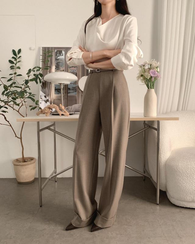 5 xu hướng quần công sở của năm 2026: Giúp style đi làm trẻ hẳn ra, vẫn đảm bảo độ chuyên nghiệp- Ảnh 8.