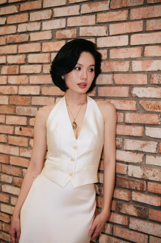 5 mỹ nhân Việt để tóc ngắn đẹp mê ly, ngắm là muốn đổi tóc ngay chứ không thích nuôi dài nữa- Ảnh 15.