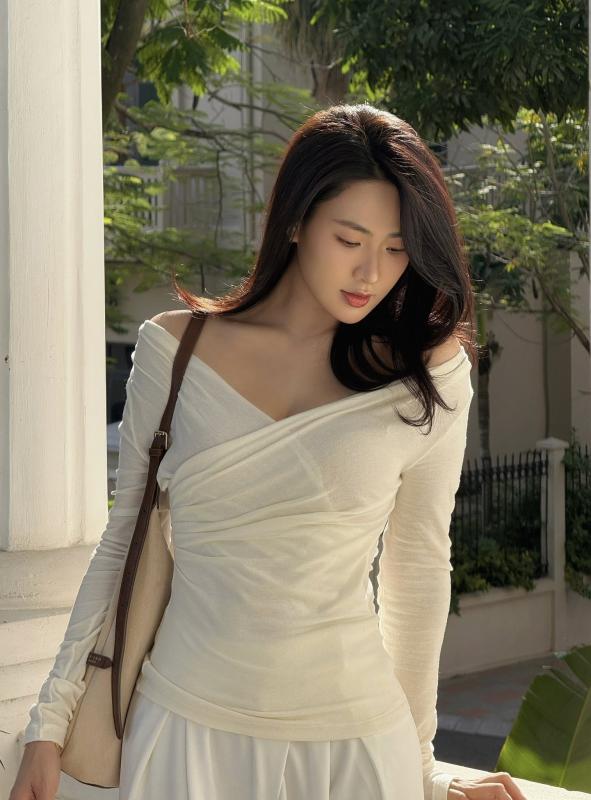 Nữ diễn viên Việt có style mùa đông đẹp mê mẩn, dù phối đồ rất đơn giản- Ảnh 4.