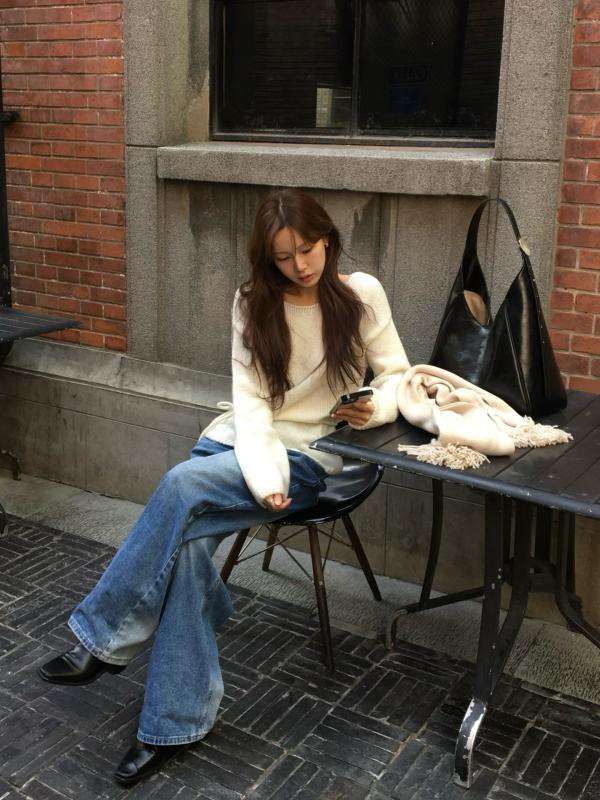 5 item phối với quần jeans giúp độ sang chảnh tăng thêm 10 lần- Ảnh 2.