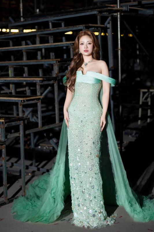 Giảng viên thanh nhạc đắt show nhất Việt Nam: Thủ khoa trường nghệ thuật, sự nghiệp lẫn nhan sắc đều lên hương- Ảnh 7.