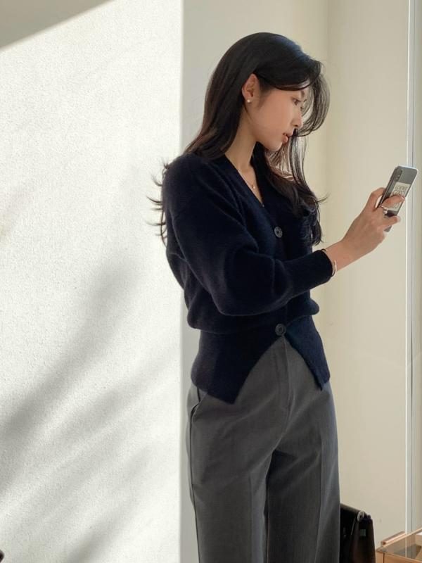 Mẫu áo len được mặc nhiều nhất hiện tại: Hợp mọi dáng người, ai diện cũng thành nàng thơ- Ảnh 7.
