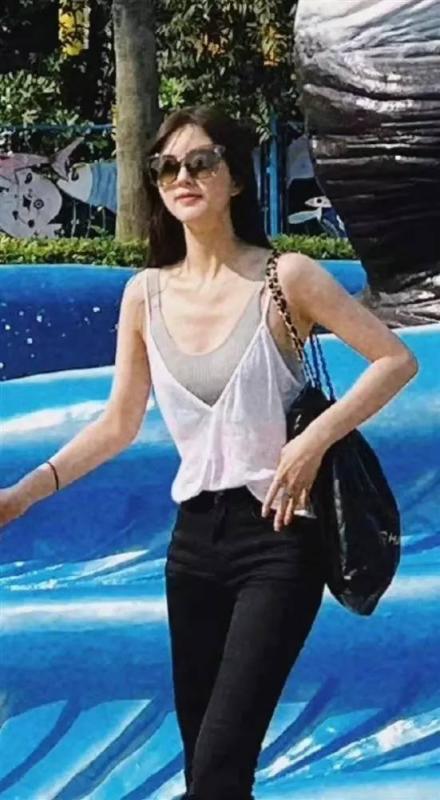 Triệu Lộ Tư giảm 20kg chỉ còn da bọc xương, nỗ lực lấy lại phong độ khiến ai cũng xót- Ảnh 8.