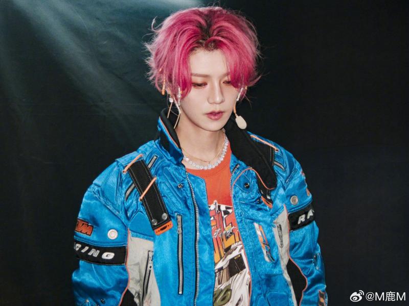Showbiz có mỹ nam “hết thời” bán album 1 lần thu trăm tỷ đồng, cứ yêu đương là “nổ” thanh tìm kiếm- Ảnh 12.
