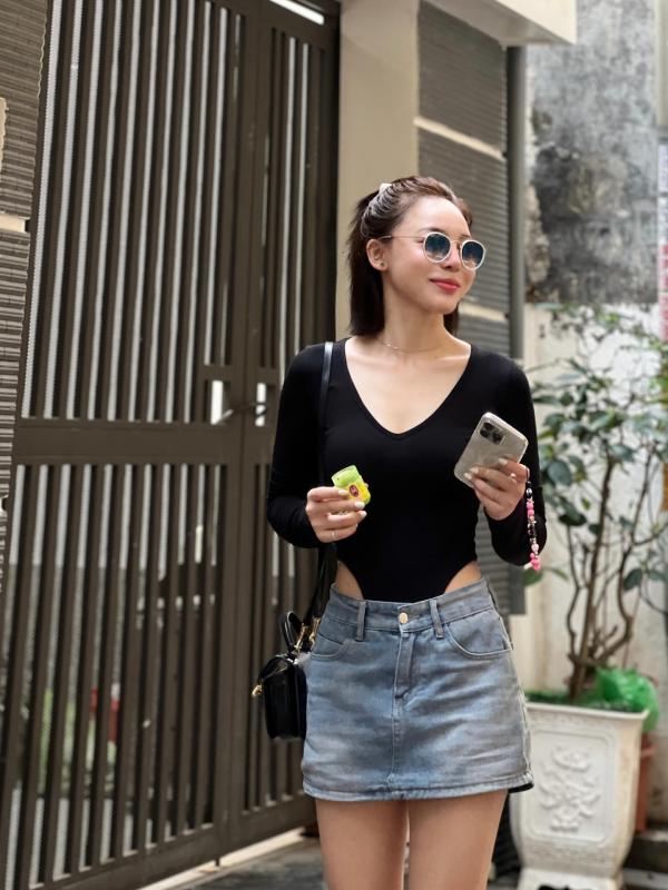 Hotgirl bắn súng Phí Thanh Thảo tung ảnh thơ ấu, 