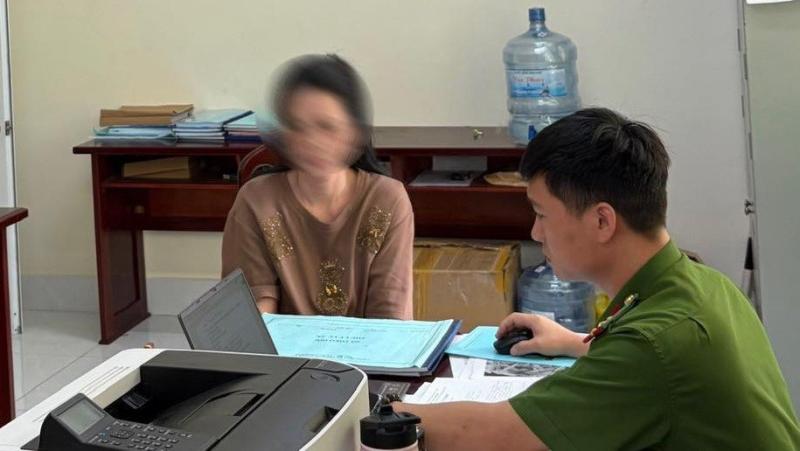 Thẩm mỹ 'chui' dùng người không bằng cấp tiêm filler, cắt mí trái phép cho khách- Ảnh 1.