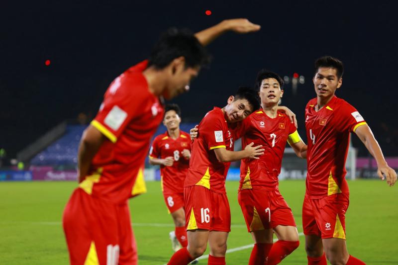 Hotboy U23 Việt Nam Đình Bắc mất ngủ vì một chàng trai!- Ảnh 2.