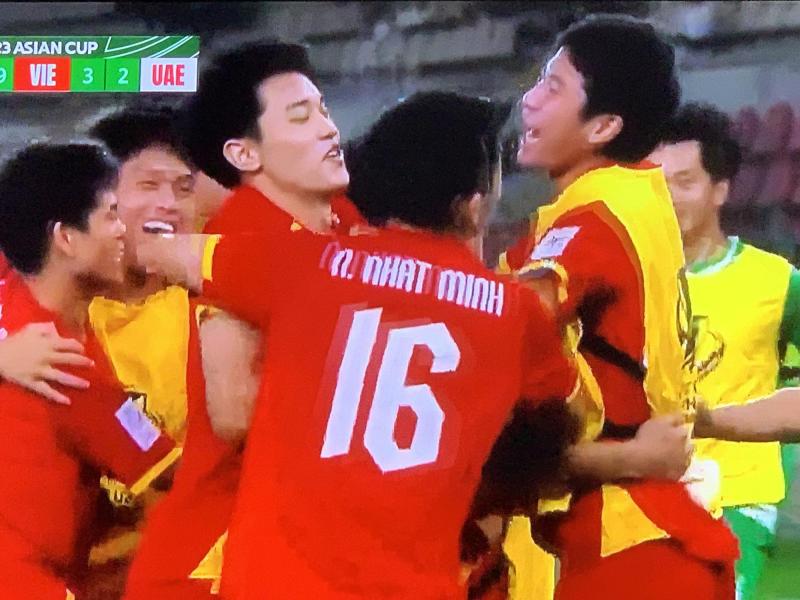 Minh Phúc phá 