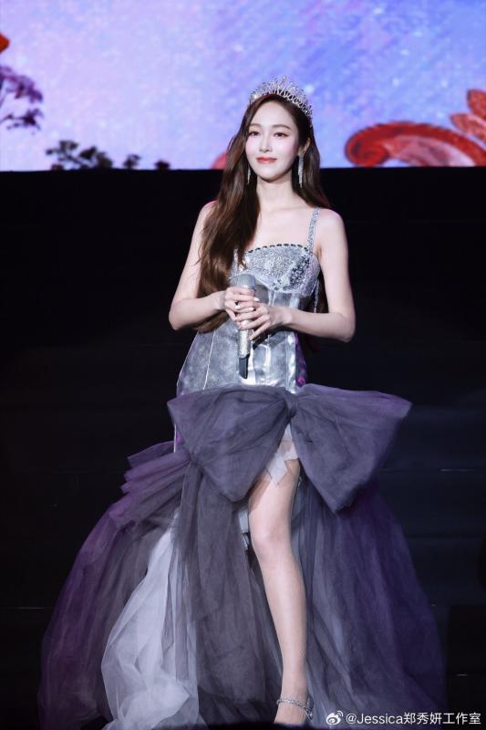 Cái giá cho sự phản bội của con cưng showbiz: Concert trống huơ trống hoác, phá sản bị khách hàng đòi nợ- Ảnh 6.