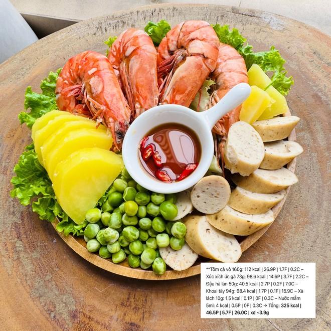Giảm gần 10kg sau nhiều năm cất áo dài trong tủ, bà mẹ 2 con ở Hà Nội cuối cùng cũng có cái Tết tự tin nhất- Ảnh 10.