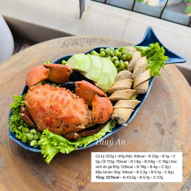 Giảm gần 10kg sau nhiều năm cất áo dài trong tủ, bà mẹ 2 con ở Hà Nội cuối cùng cũng có cái Tết tự tin nhất- Ảnh 6.