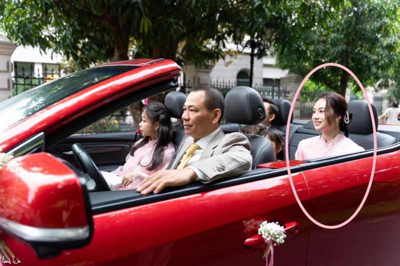 Khung hình cực hiếm của con dâu cả nhà tỷ phú trong lễ cưới Phương Nhi- Ảnh 1.