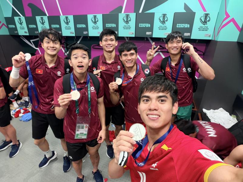 U23 Việt Nam kiêu hãnh khoe tấm huy chương đồng 