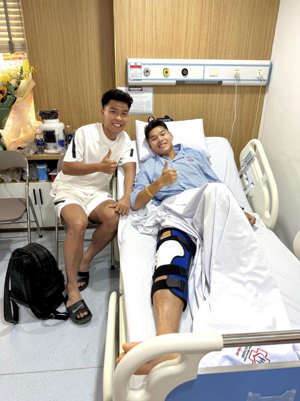 Chia sẻ đầu tiên của Hiểu Minh sau phẫu thuật chấn thương dây chằng- Ảnh 2.