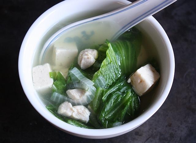 Loại rau giàu canxi gấp 7 lần nước hầm xương, bổ không kém sữa, quét sạch mỡ máu: Chợ Việt bán nhiều vô kể- Ảnh 3.