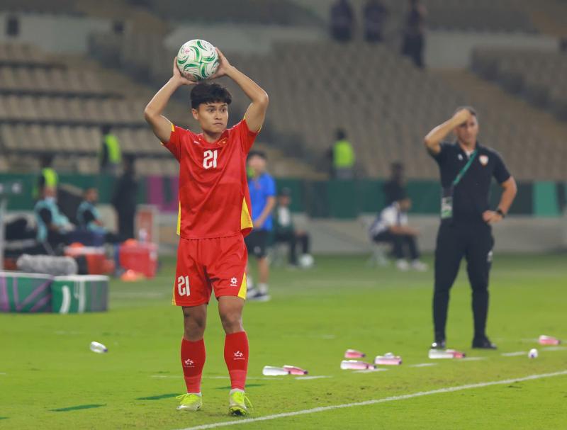 Sao trẻ 18 tuổi Lê Phát 